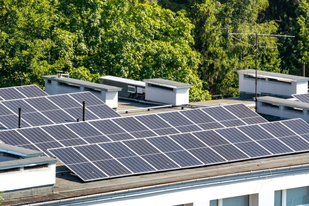 flat roof solar installation panels building
